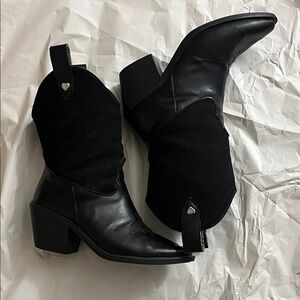 Black Western Boots for Women